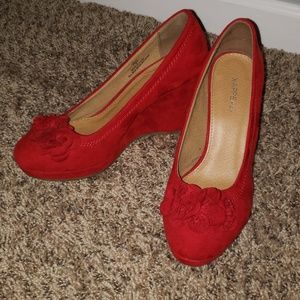 Red Wedge Shoes with Floral Applique